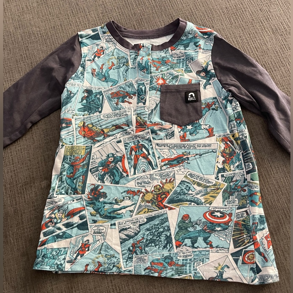 Marvel 3/4 sleeves button Rags top